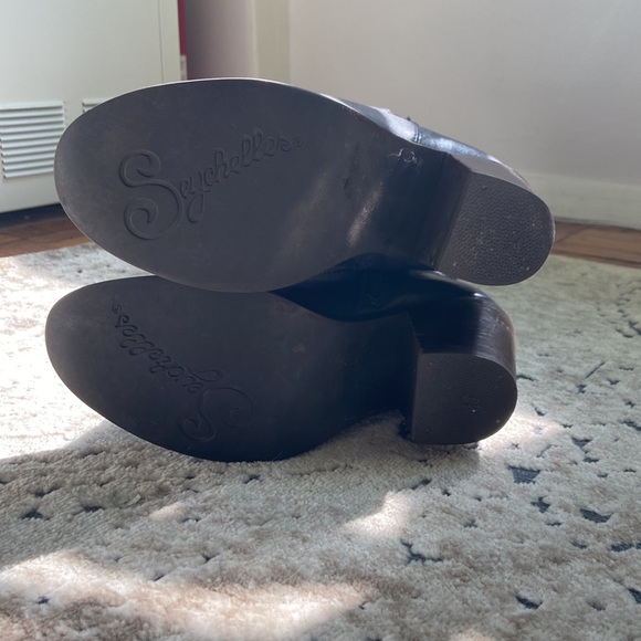 Seychelles heeled zip up boot - Picture 6 of 7